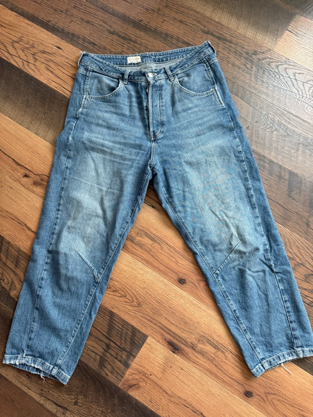 Light Wash Relaxed Denim Jeans